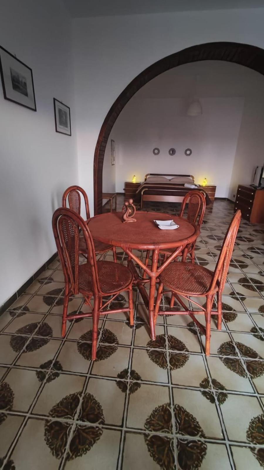 Casa Di Mitri Bed & Breakfast Carini Bagian luar foto